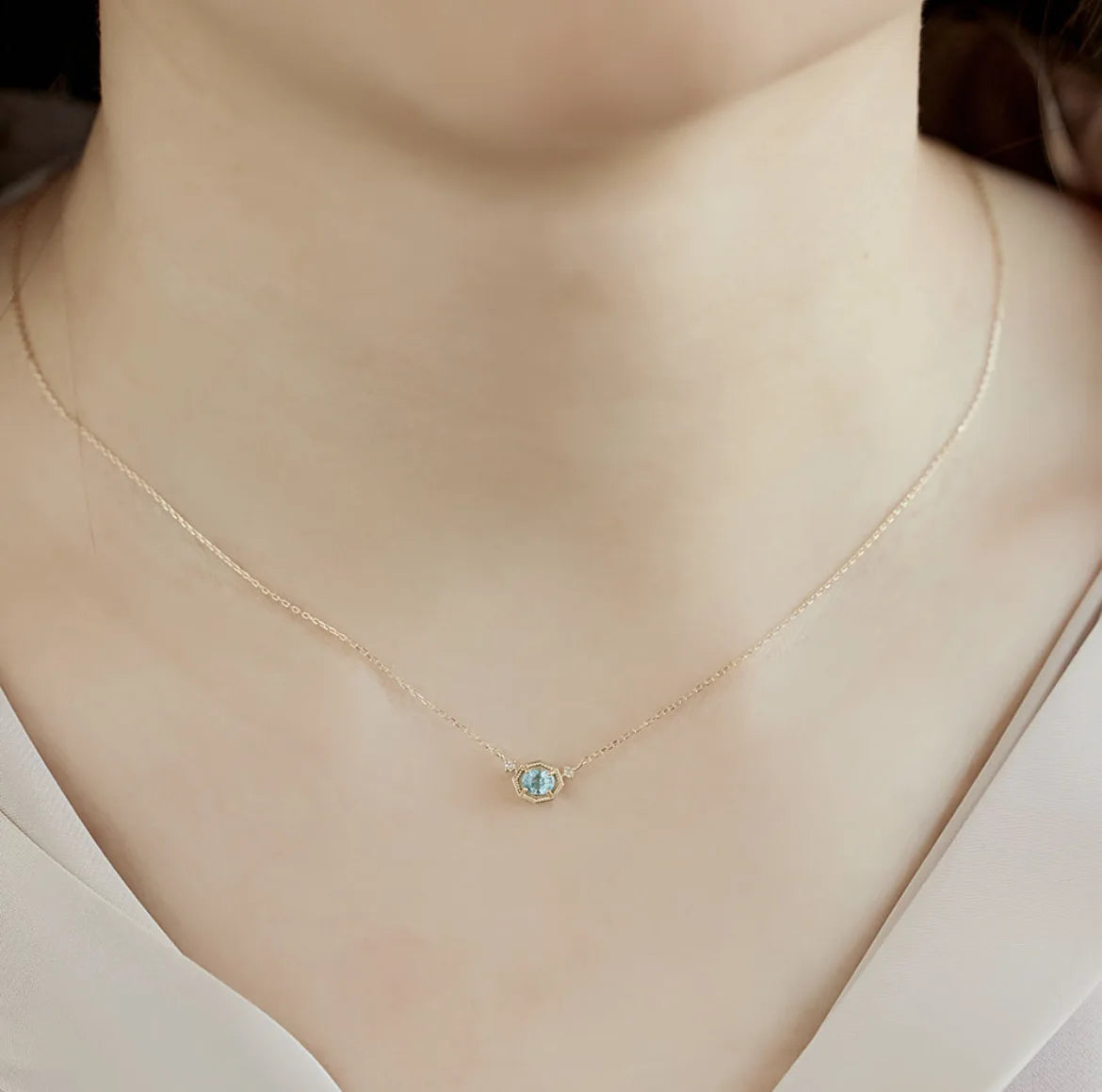 2023New Japanese Style Simple Niche Clavicle Chain Inlaid Apatite NecklaceS925Silver Plated Necklace