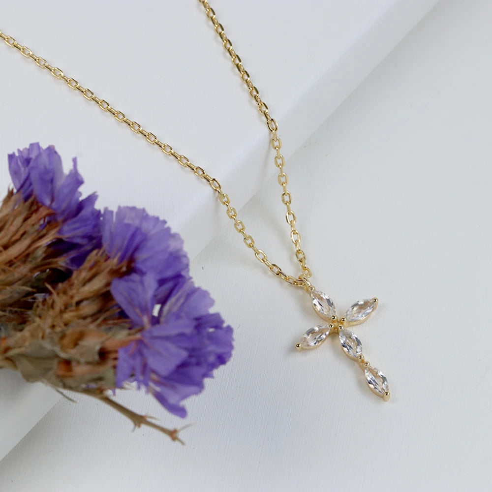 Emotional Factory Jewelry 925 Sterling Silver 14K Gold Plated Diamond Shaped Zircon Cross Necklace