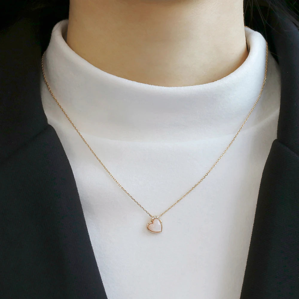 Gemstone Three-Dimensional Love Pink Shellfish White Zircon Necklace