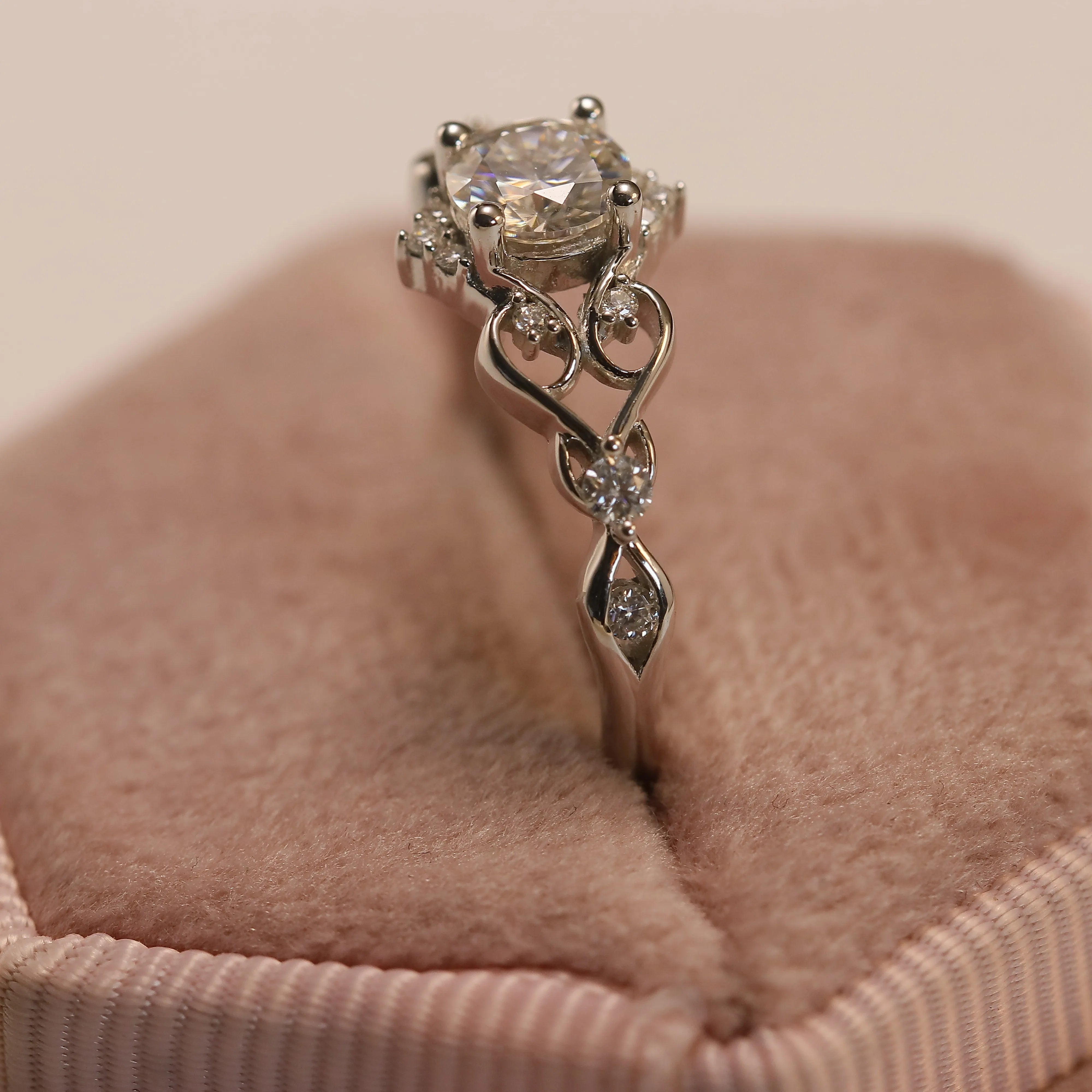 Elegant Hollow Stainless Steel Ring with Round  Moissanite Gem - Trendy Jewelry Gift