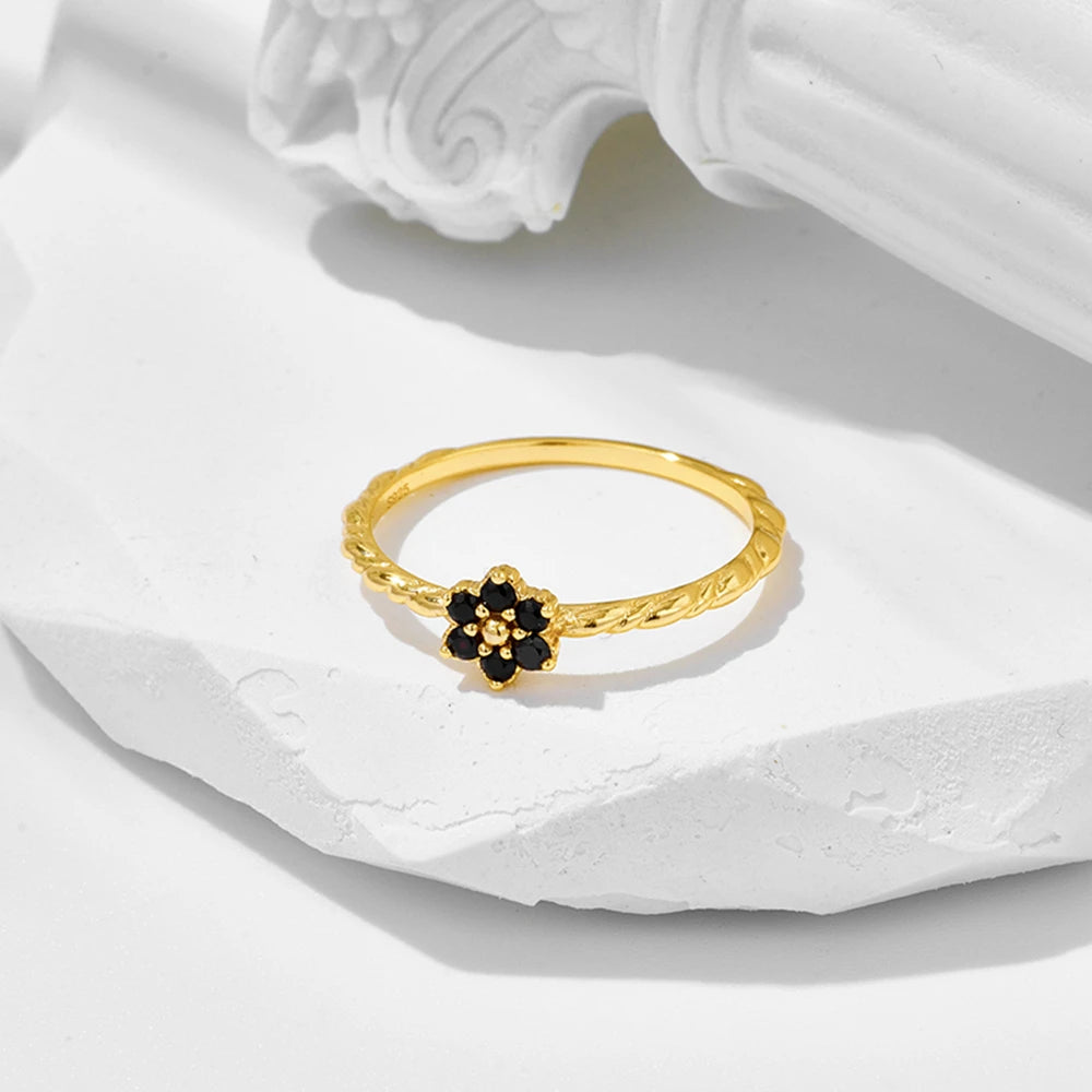 Small Flower Twist Natural Black Onyx Ring