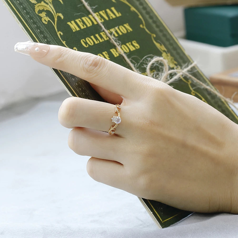 Emotional Factory 925 Sterling Silver 14K Gold Plated Gem Stone Gemstone Flying Crown Design Moonstone Ring