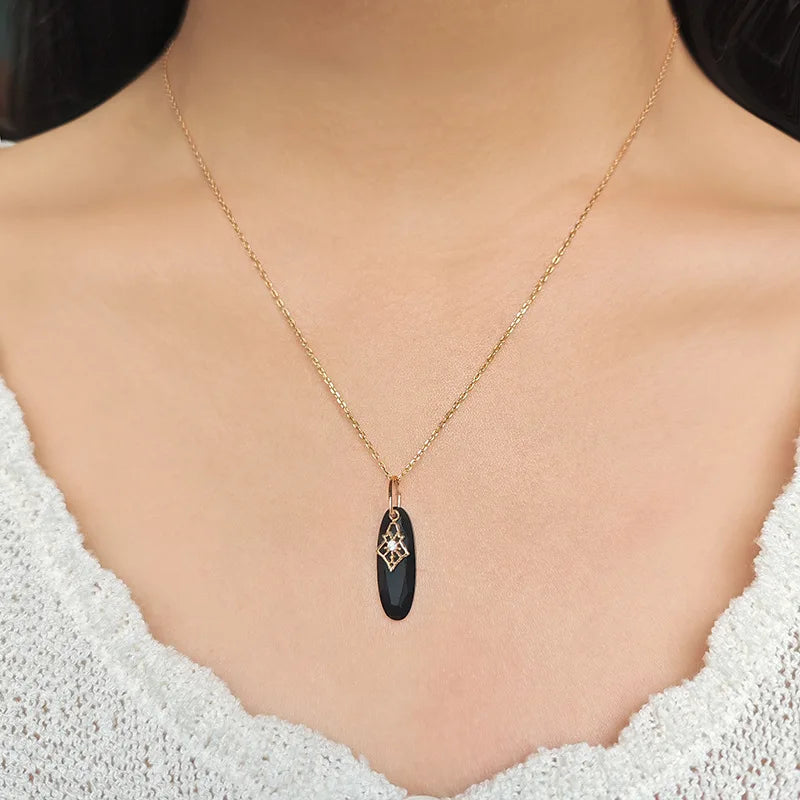 Emotional Factory 925 Sterling Silver 14K Gold Plated Gemstone Lace Petal Natural Black Agate Pendant