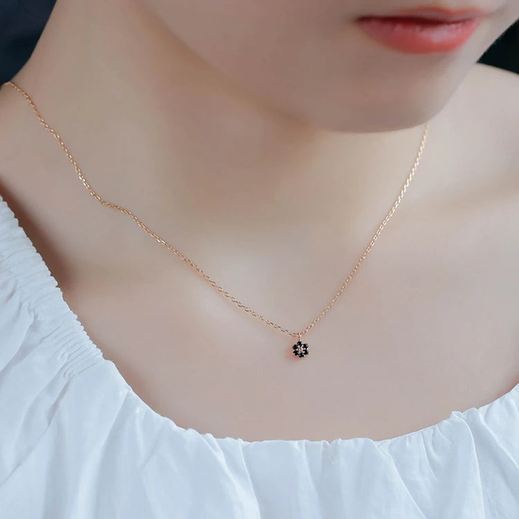 Emotional Factory 925 Sterling Silver 14K Gold Plated Gemstones Small Flower Twist Natural Black Onyx Necklace