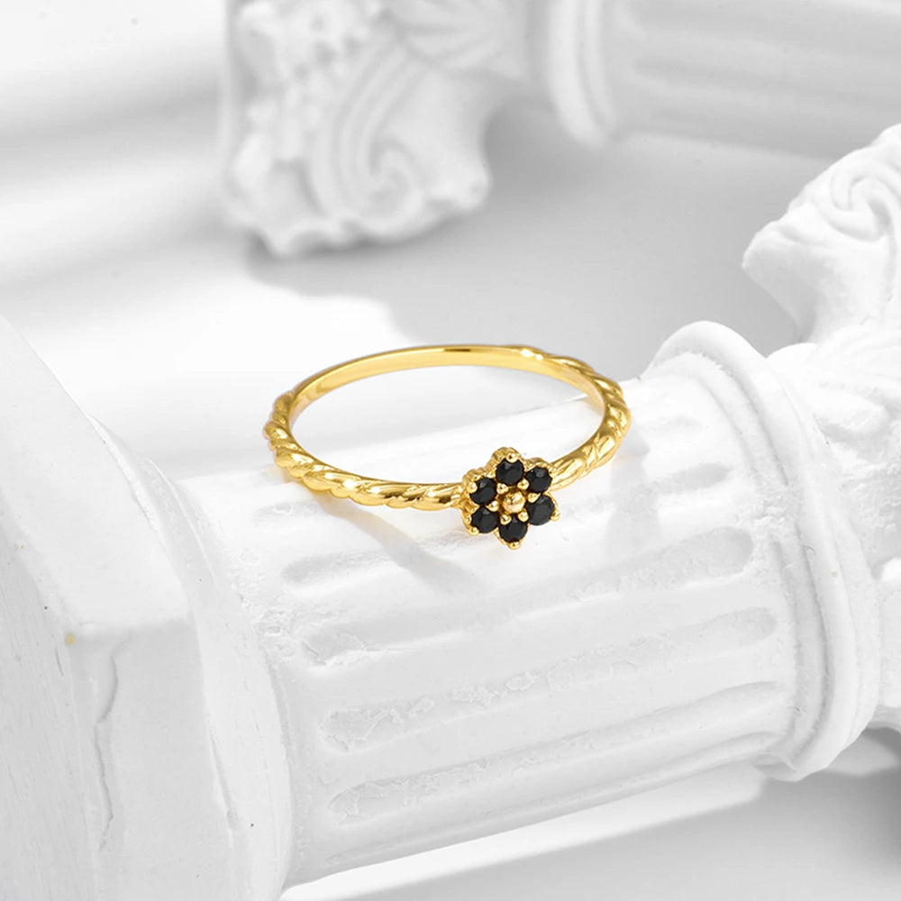 Small Flower Twist Natural Black Onyx Ring