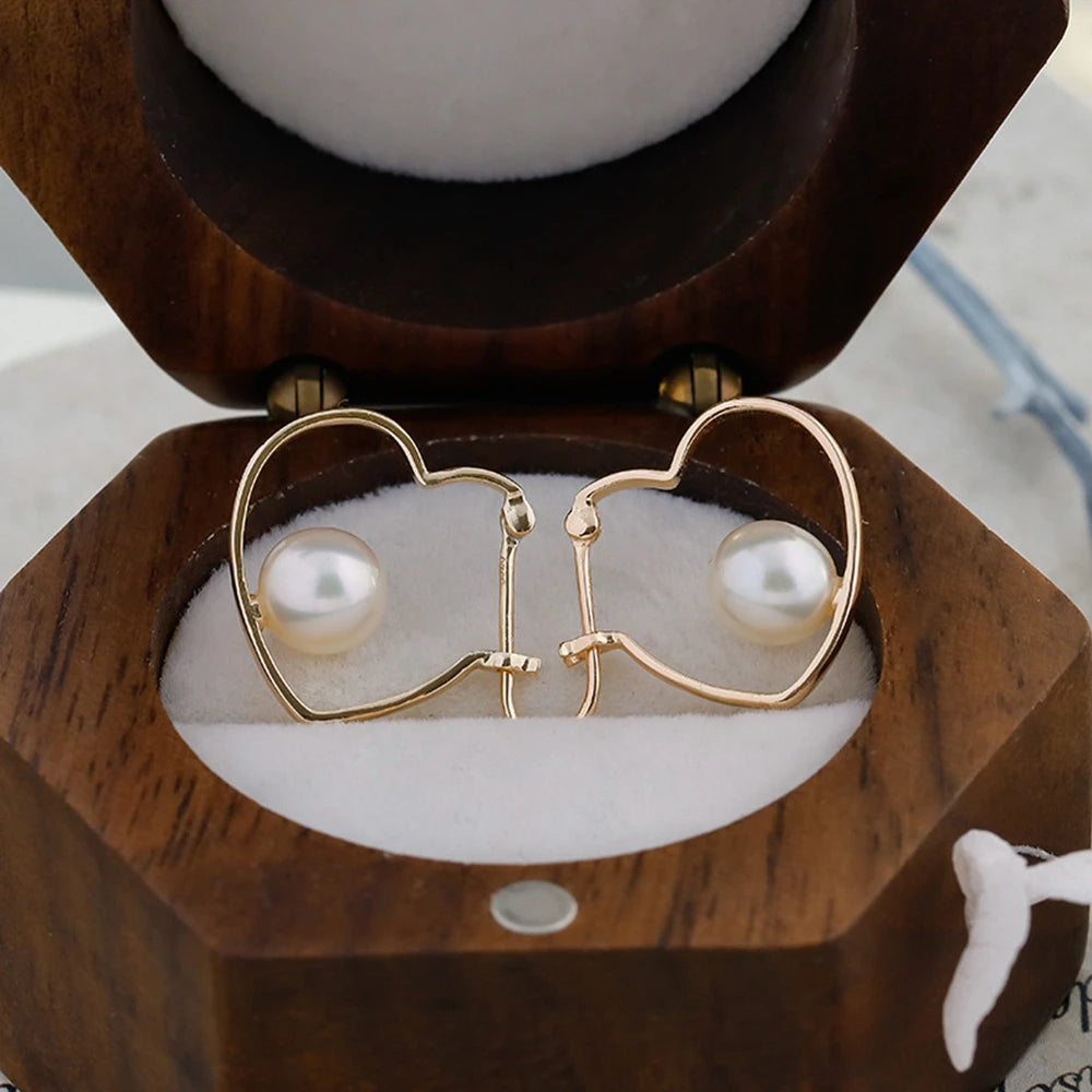 Emotional Factory 925 Sterling Silver 14K Gold Plated Gem Stone Gemstone High Class Sweetness Heart Shaped Pearl  Earrings