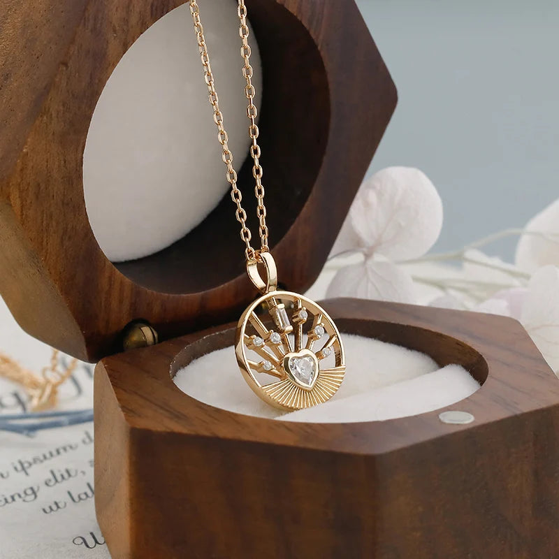 New Fashion Jewelry Wholesale Ins Romantic love Zircon Pendant 925 Silver Gold Plated Necklace for Men and Women