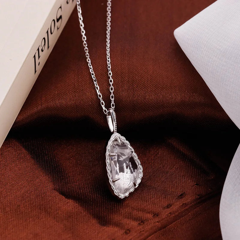 Niche French Style Design Romantic Dream Castle S925Silver White Crystal Pendant