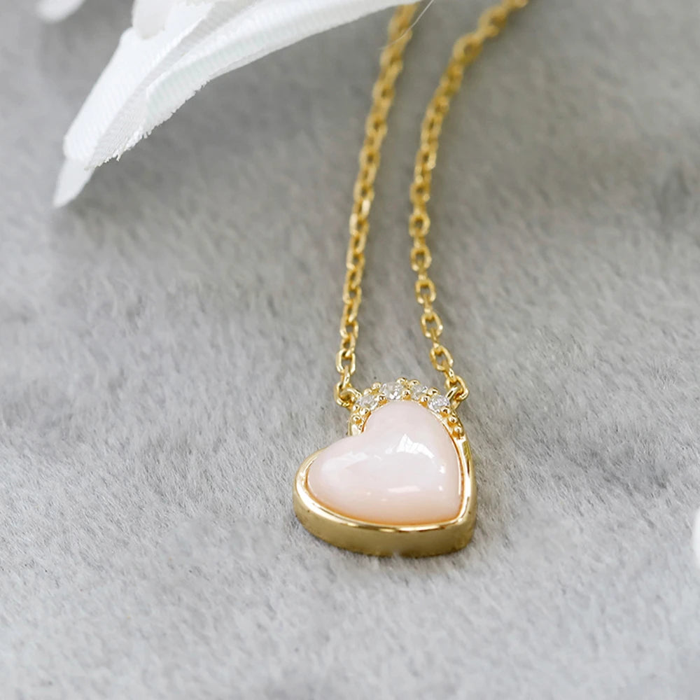 Gemstone Three-Dimensional Love Pink Shellfish White Zircon Necklace