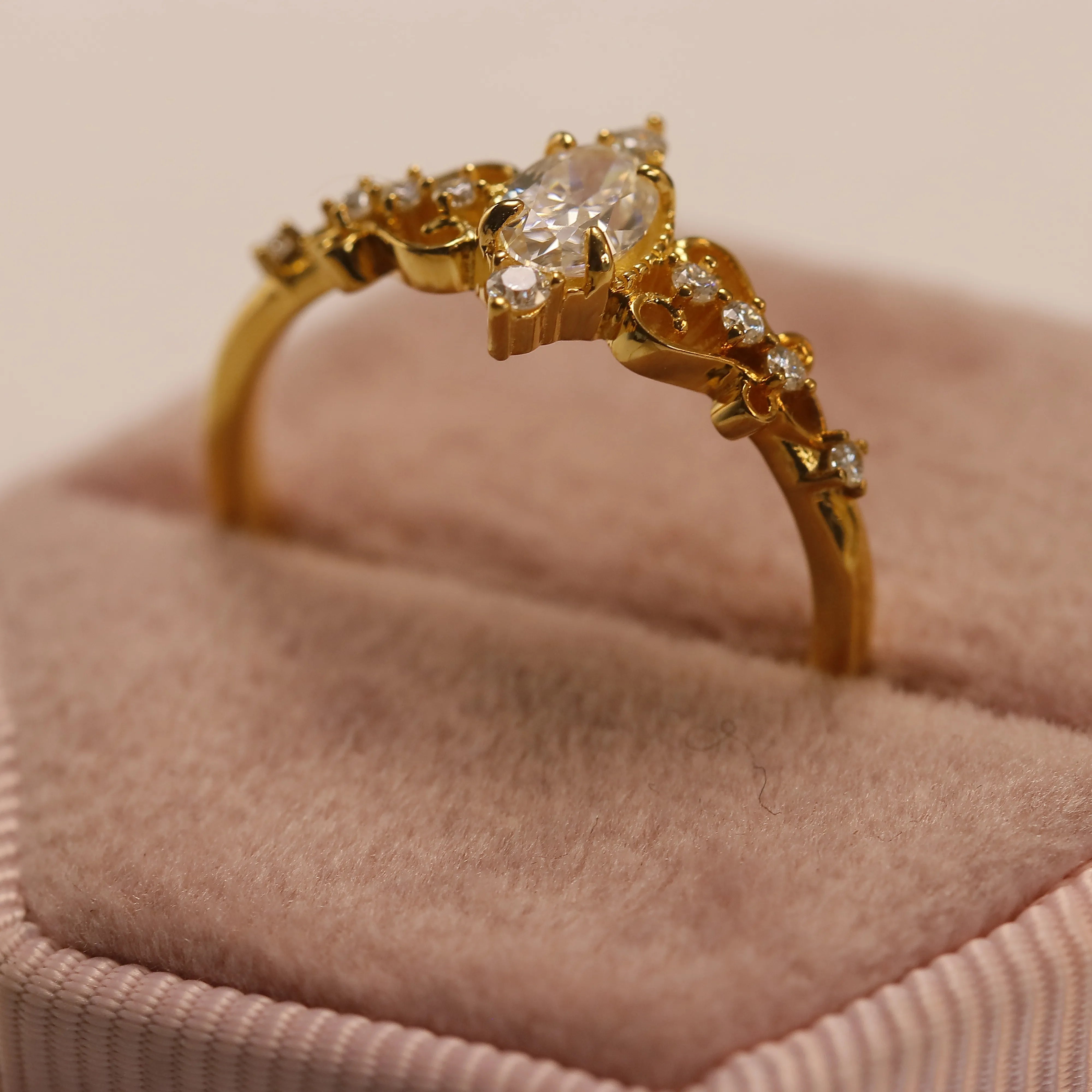 Elegant Hollow Stainless Steel Ring with Oval Moissanite Gem - Trendy Jewelry Gift