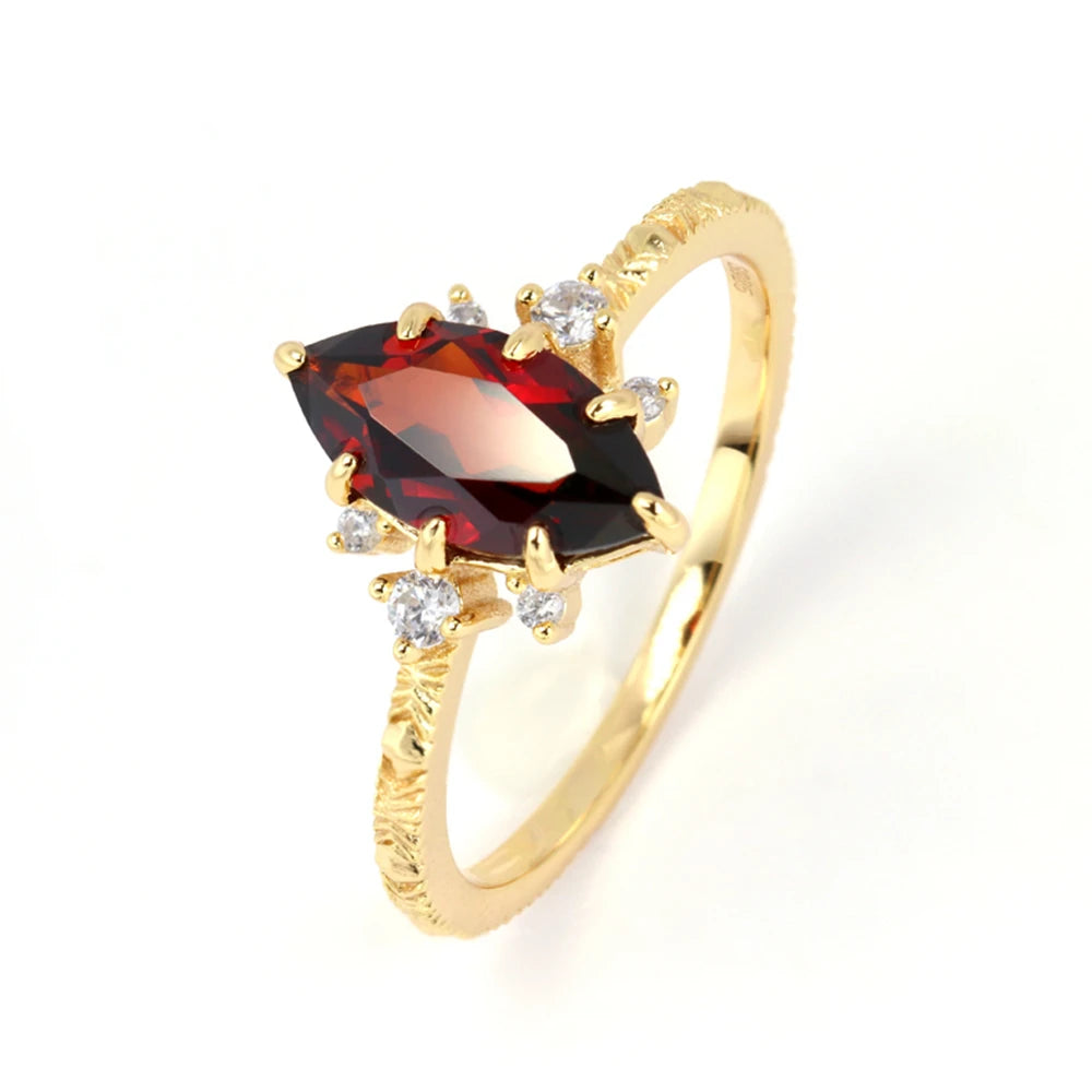 925 Sterling Silver 14K Gold Plated Mosaic Exquisite Flowers Car Flower Natural Horse Eye Red Pomegranate Ring