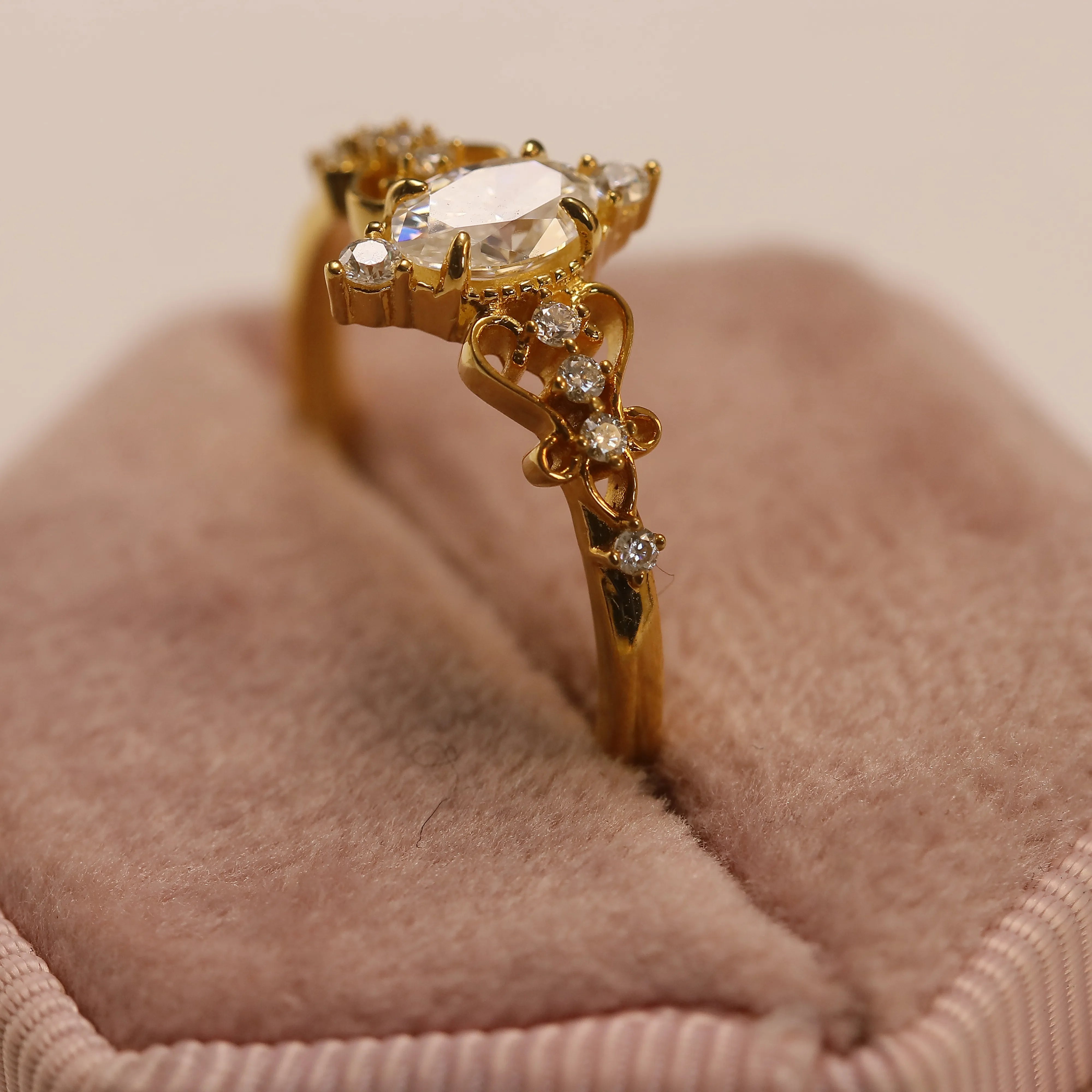 Elegant Hollow Stainless Steel Ring with Oval Moissanite Gem - Trendy Jewelry Gift