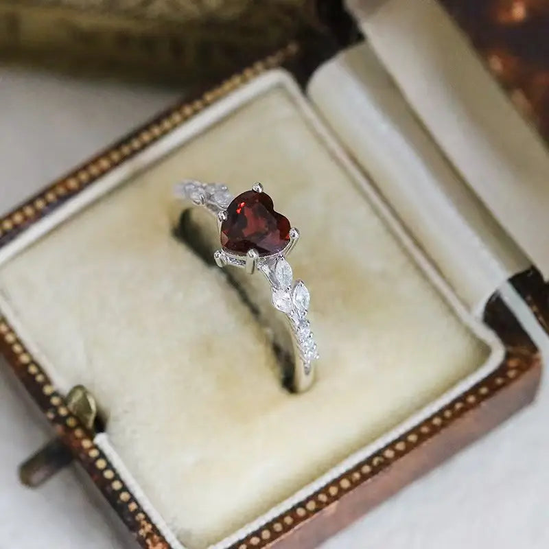 Heart-Shaped Garnet Stainless Steel Ring for Women - Trendy Jewelry Gift