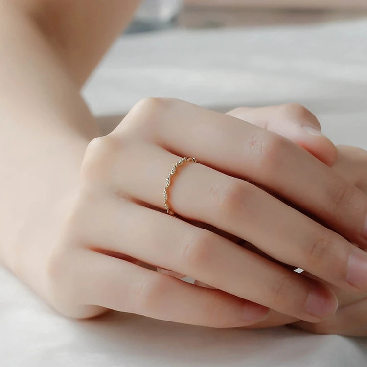 Emotional Factory 925 Sterling Silver 14K Gold Plated Gemstone Complementary Simple Pinstripe Moissanite Diamond Ring