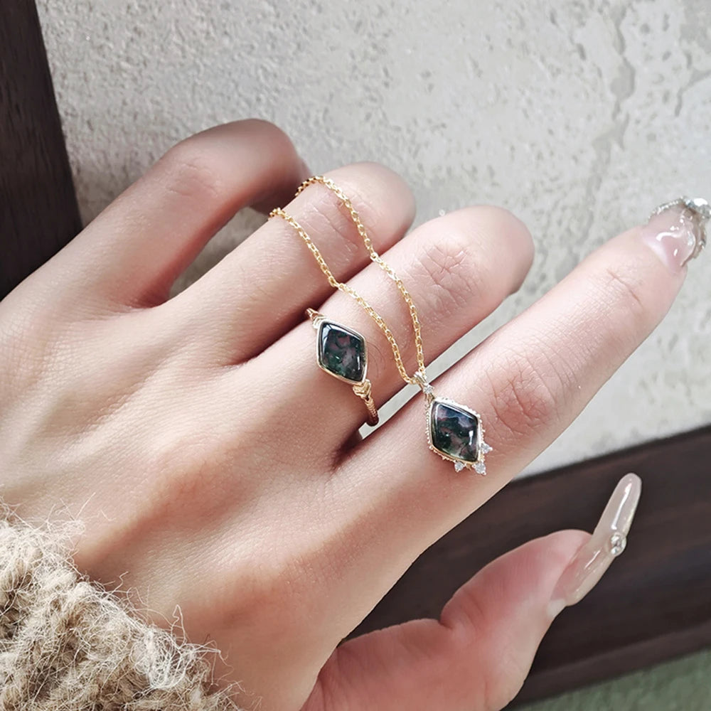 Emotional Factory 925 Sterling Silver 14K Gold Plated Gemstone Middle Ages Vintage Style Geometric Rhombus Moss Agate Pendant