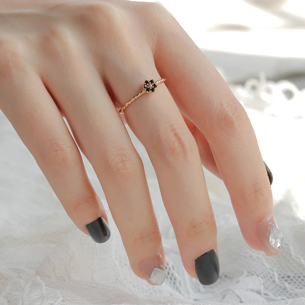Small Flower Twist Natural Black Onyx Ring
