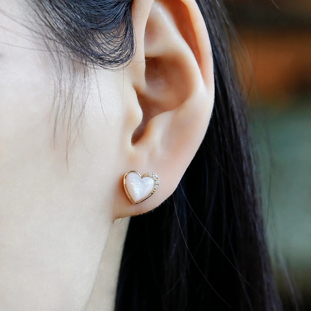 Three-Dimensional Love Pink Shellfish White Zircon Stud Earrings