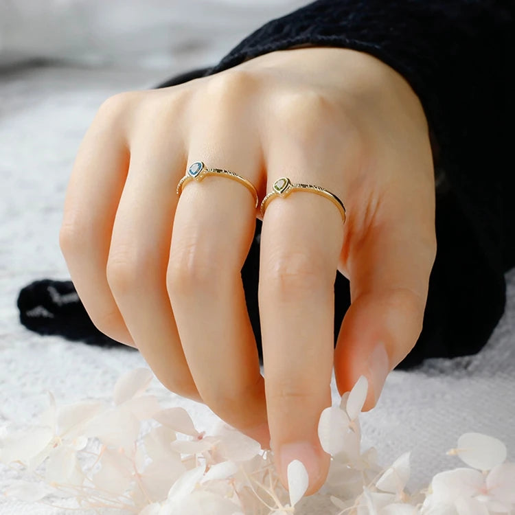 Emotional Factory 925 Sterling Silver 14K Gold Plated Gemstone Retro Vintage Drop Swiss Blue Topaz Green Peridot Ring