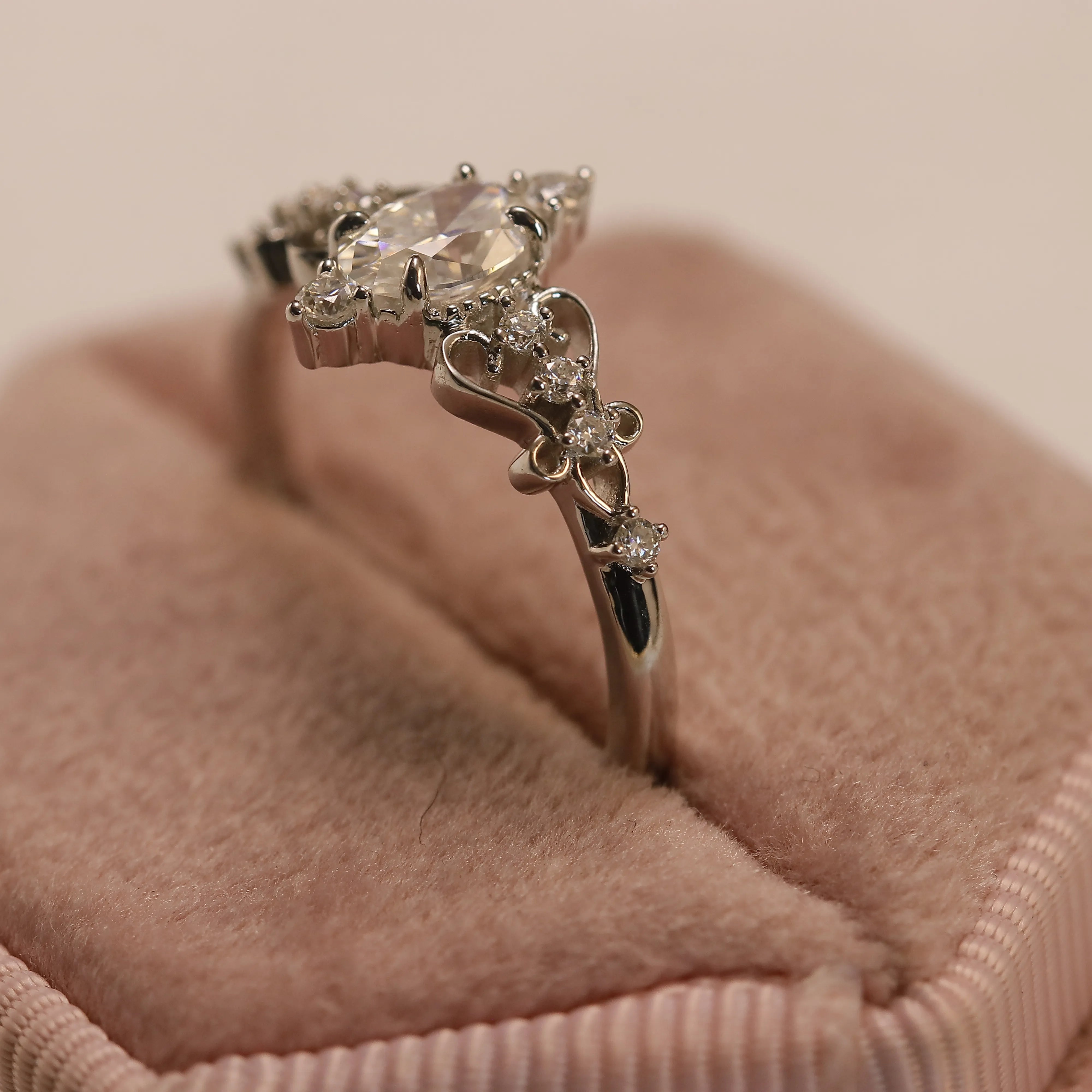 Elegant Hollow Stainless Steel Ring with Oval Moissanite Gem - Trendy Jewelry Gift