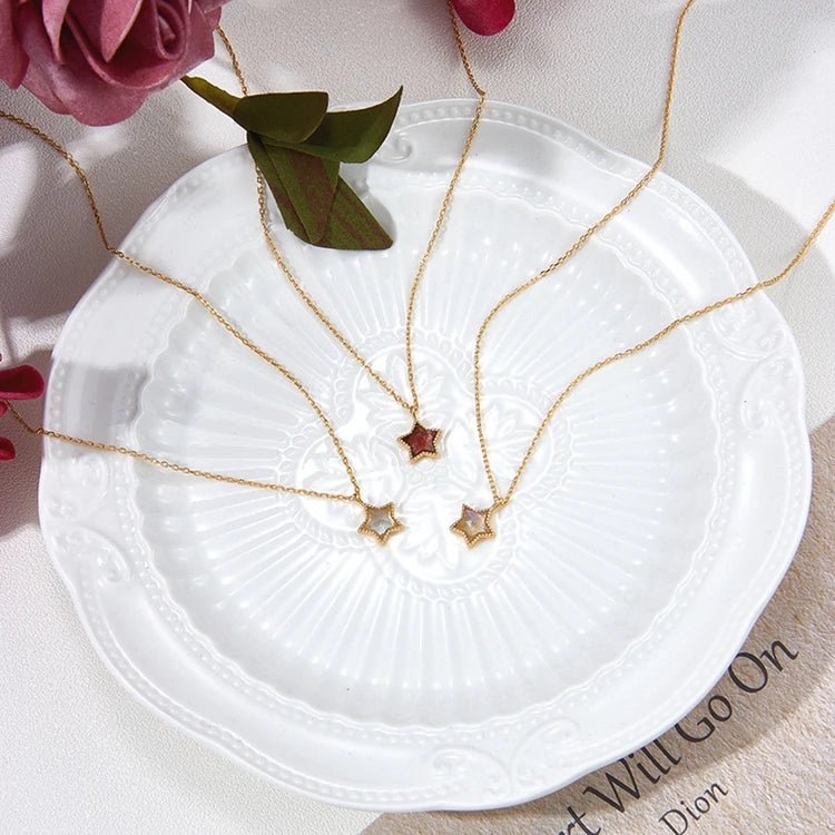 Factory 925 Sterling Silver 14K Gold Plated Gemstone Star Custom Red Garnet Stone Sky Blue Topaz Labradorite Necklace