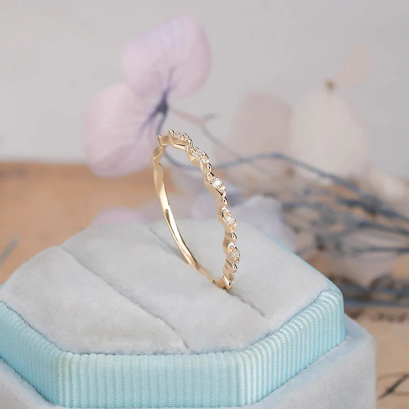 Emotional Factory 925 Sterling Silver 14K Gold Plated Gemstone Complementary Simple Pinstripe Moissanite Diamond Ring