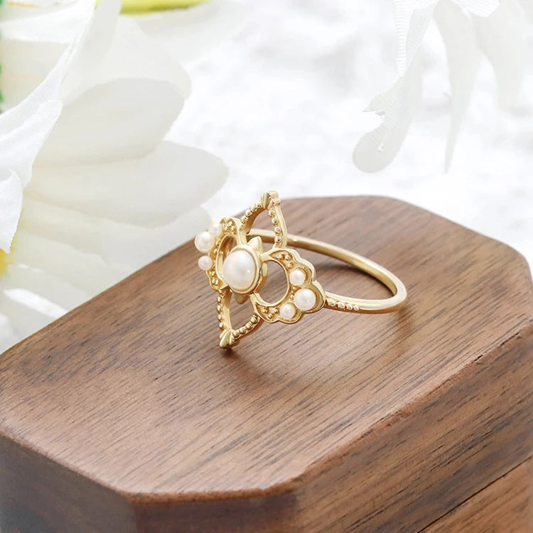 Emotional Factory 925 Sterling Silver 14K Gold Plated Gemstone Retro Hollow Ring Flower Pearl Necklace