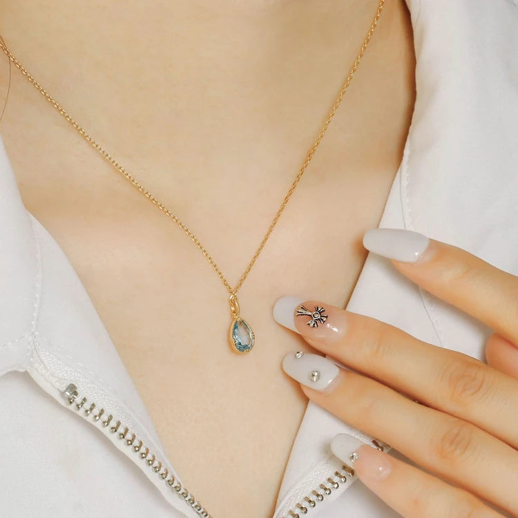 Retro Pattern Water Drop Shape Sky Blue Topaz Necklace