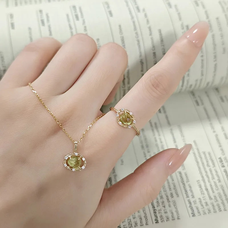 Emotional Factory 925 Sterling Silver 14K Gold Plated Gemstone Commuter Irregular Peridot White Zirconia Ring