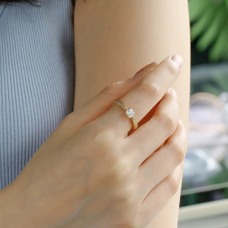 Customizable Luxury S925 Silver Gold-Plated Princess-Cut Zircon Wedding Ring for Women - Available in 14K/18K