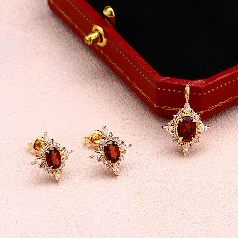 Retro Luxury Wedding Ring 925 Silver Plated 14K Gold Natural Red Garnet Claw Set Zircon High Quality Silver Jewelry Wholesale