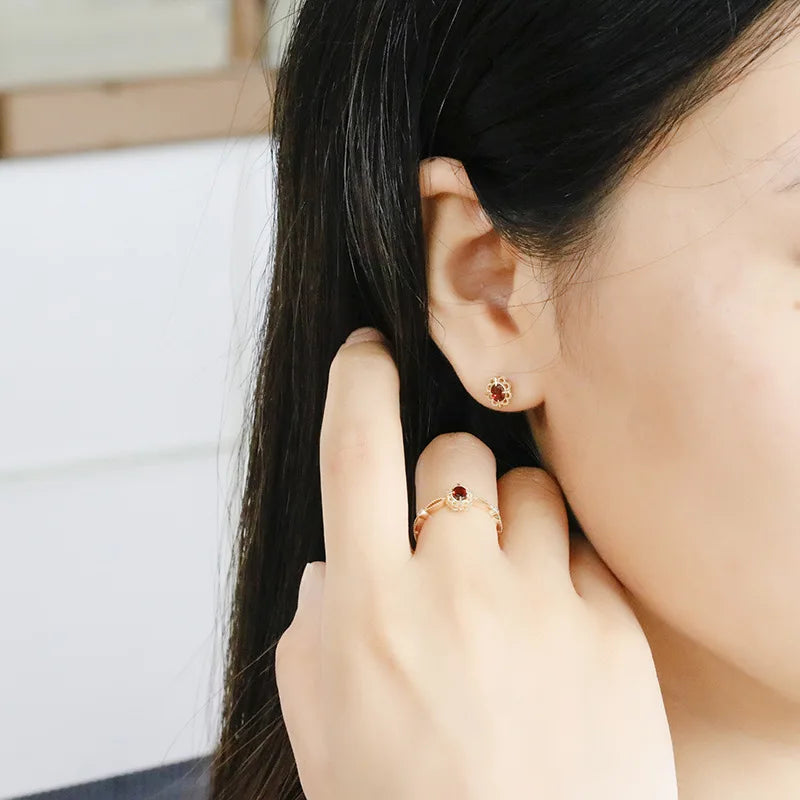 Vintage Picture Frame Hollow Lace Natural Garnet Earrings