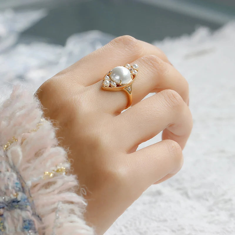 S925 Sterling Silver 14K Gold Plated Ring with Elegant Pearl Luxurious Fashion Jewelry