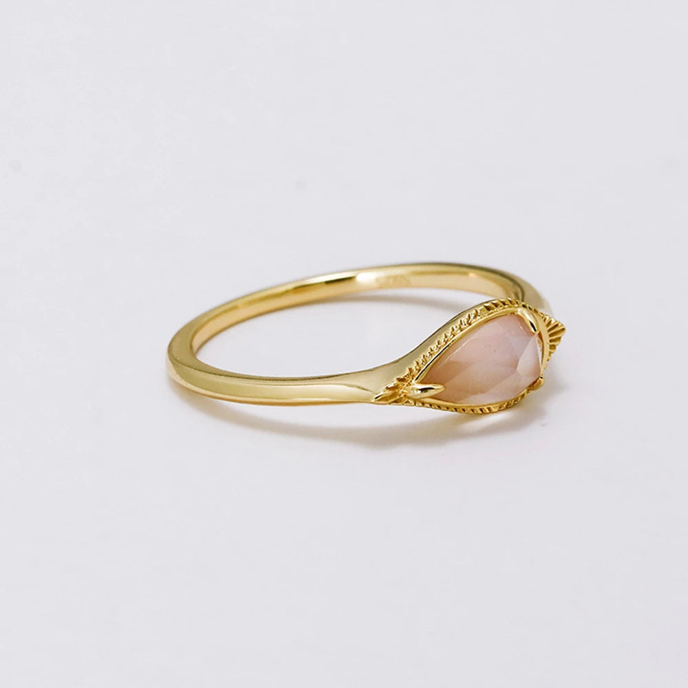Emotional Factory 925 Sterling Silver 14K Gold Plated Gem Stone Gemstone Rock Crystal Small Fresh Pink Mother-Of-Pearl Drop Ring